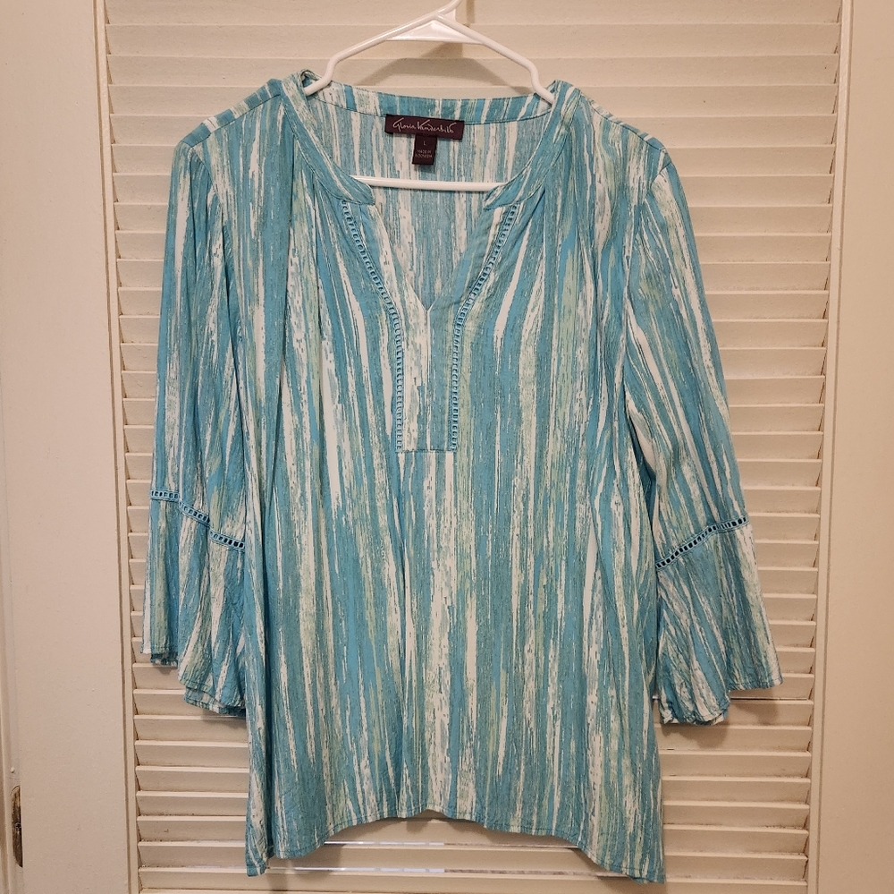 Women's Top
